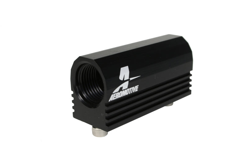 Aeromotive 96-04 Ford 4.6 L Fuel Rail Pressure Sensor Adapter Log (-08 AN inlet / outlet) - Aeromotive Fuel System - 15112