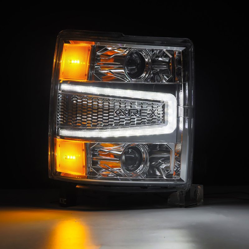 Luxx-Series Projector Headlights 2014-2015 Chevrolet Silverado 1500 - AlphaRex - 880243